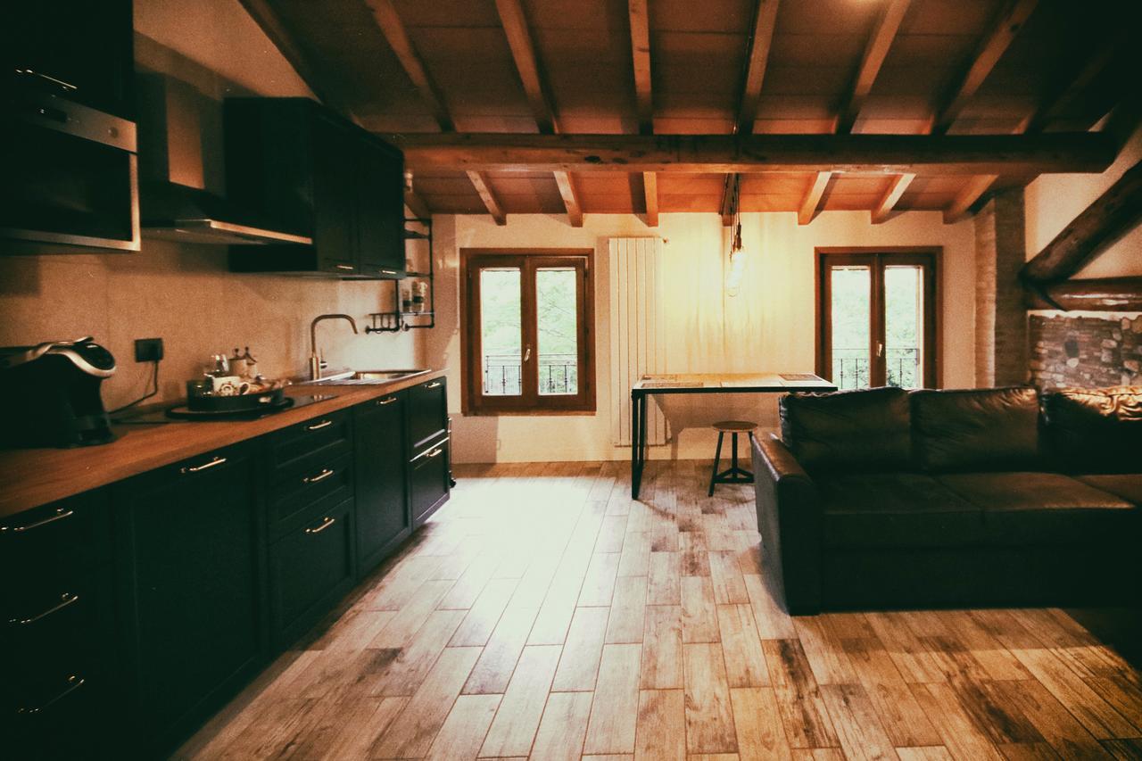 Bed and Breakfast La Maesta' Лангирано Экстерьер фото
